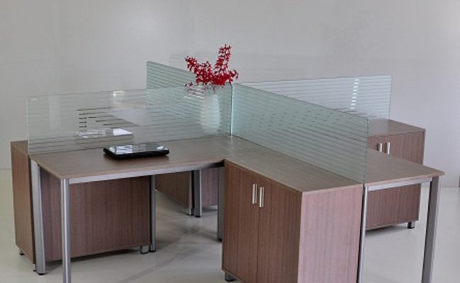 Văn ngăn văn phòng bằng mica