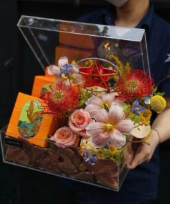 Hộp mica đựng hoa